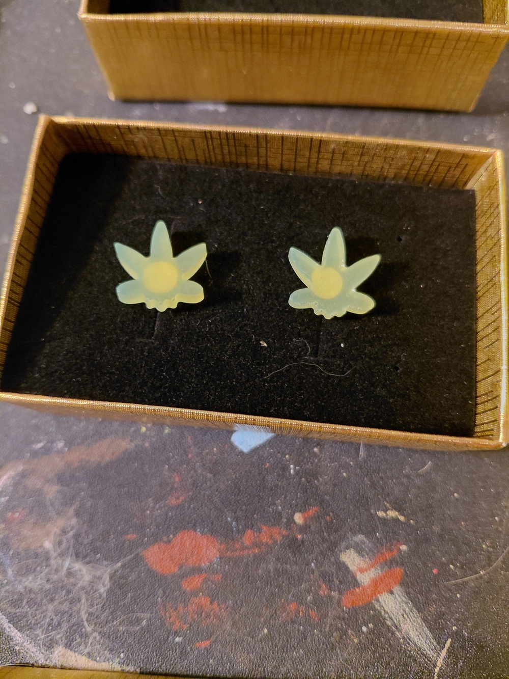 Green Flower Petal Stud Earrings - Women's Jewelry